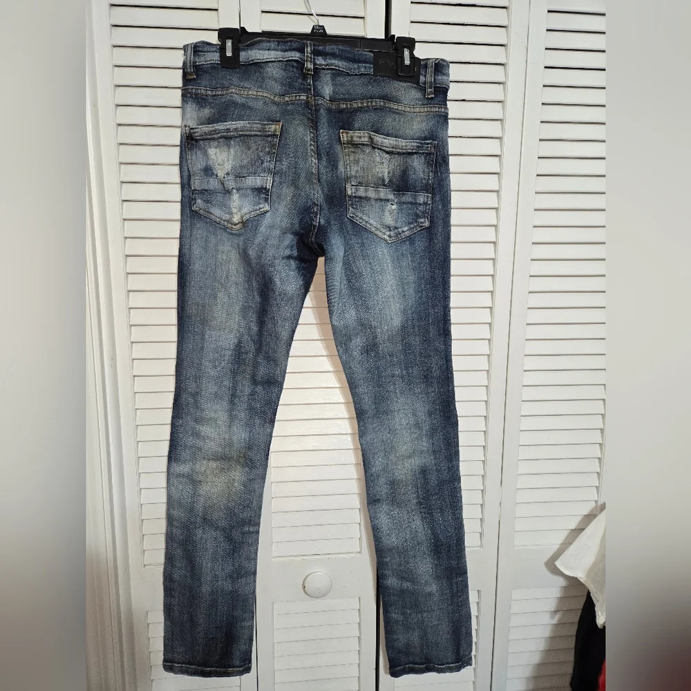 FWRD Denim Men's 32x32 Distressed Jeans